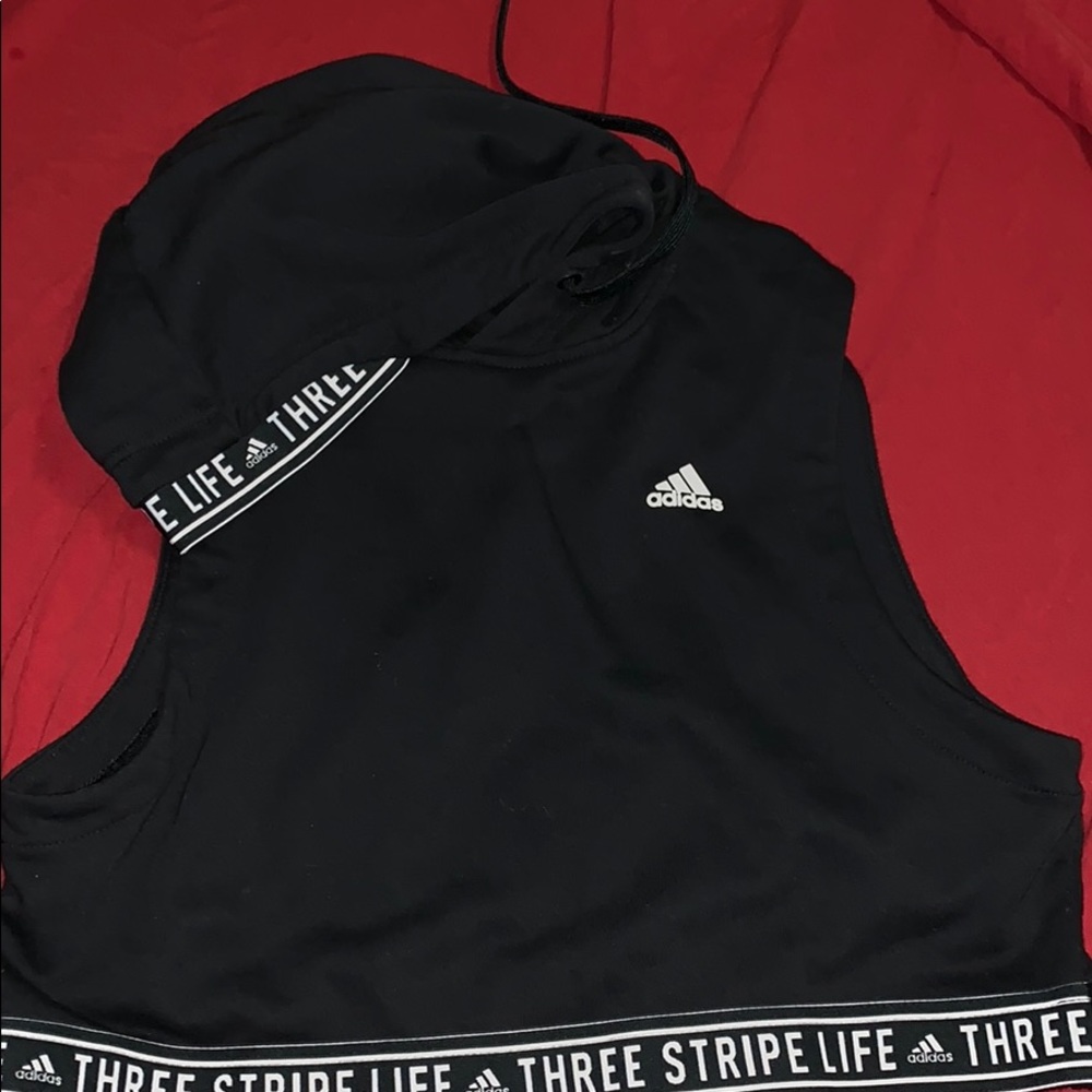 Adidas sleeveless crop too with hoodie